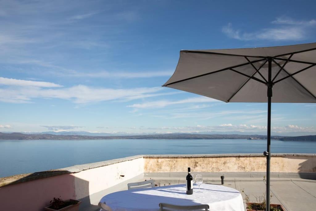 브라치아노 La Terrazza Nel Borgo 아파트 외부 사진