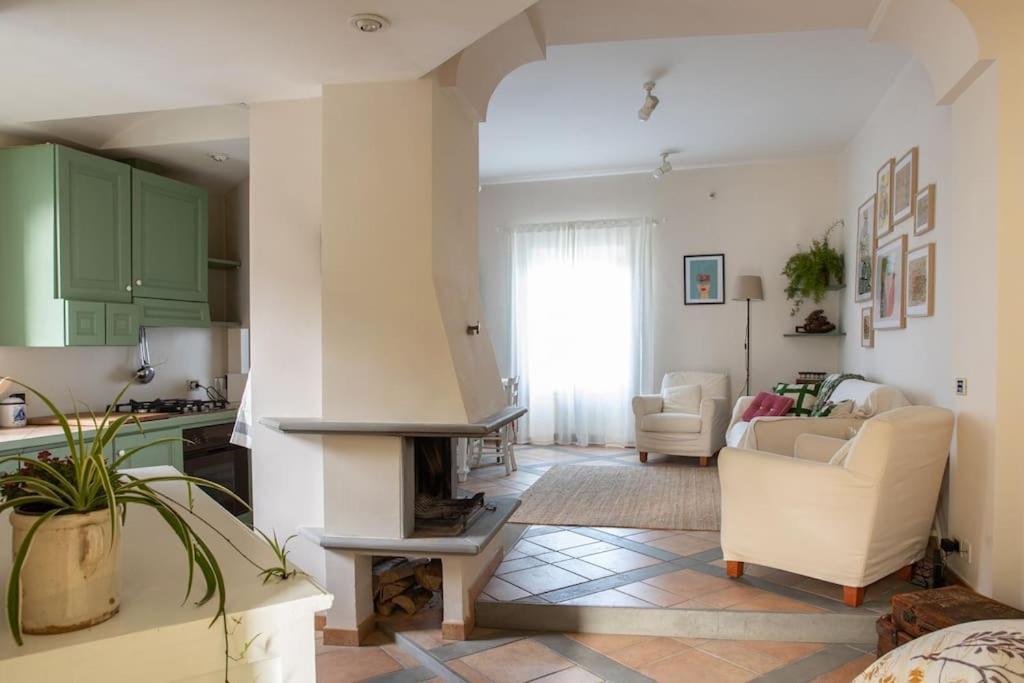 브라치아노 La Terrazza Nel Borgo 아파트 외부 사진